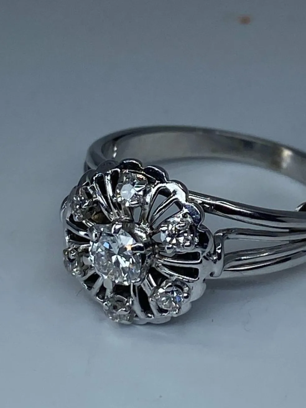 Bague Or blanc, diamants