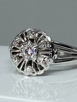 Bague Or blanc, diamants
