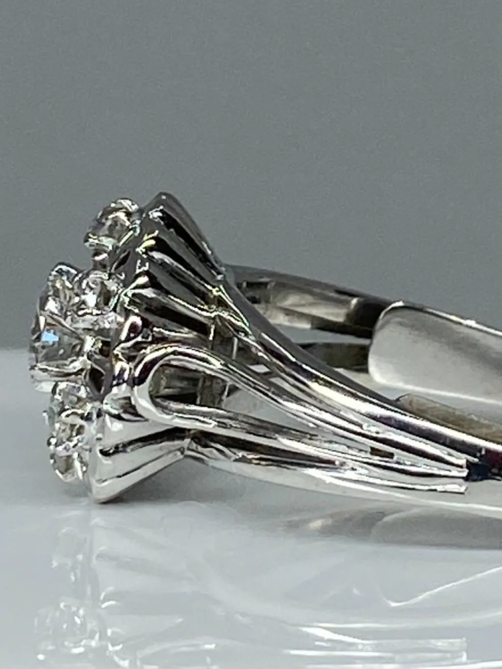 Bague Or blanc, diamants