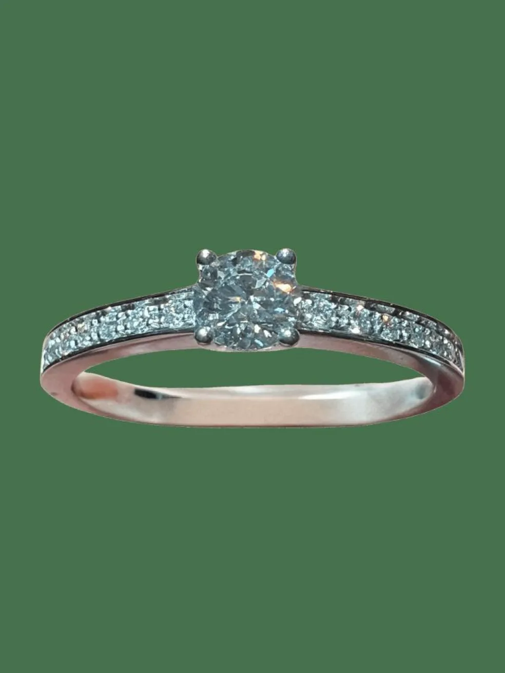 Bague or blanc diamants en pavage