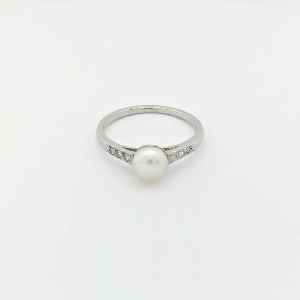 Bague or blanc diamants et perle