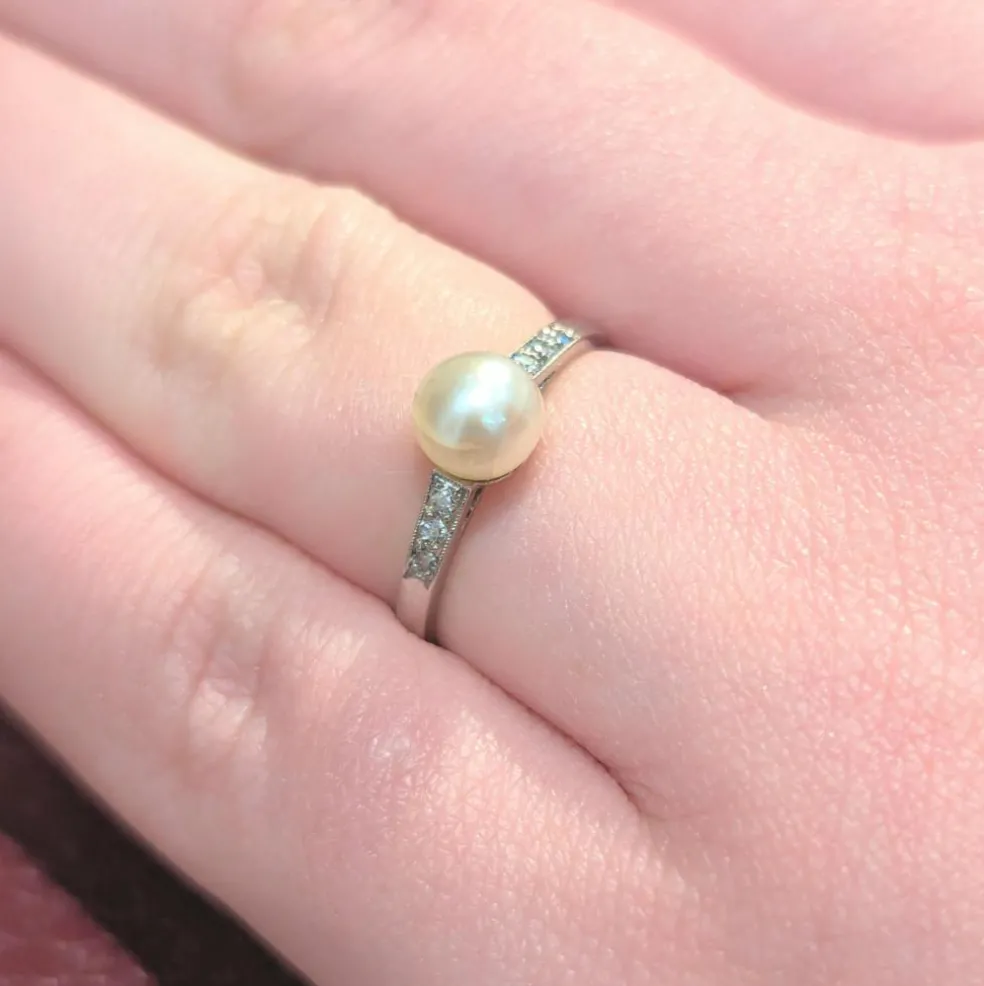 Bague or blanc diamants et perle