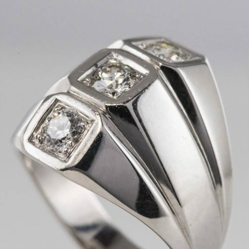 Bague or blanc diamants moderniste