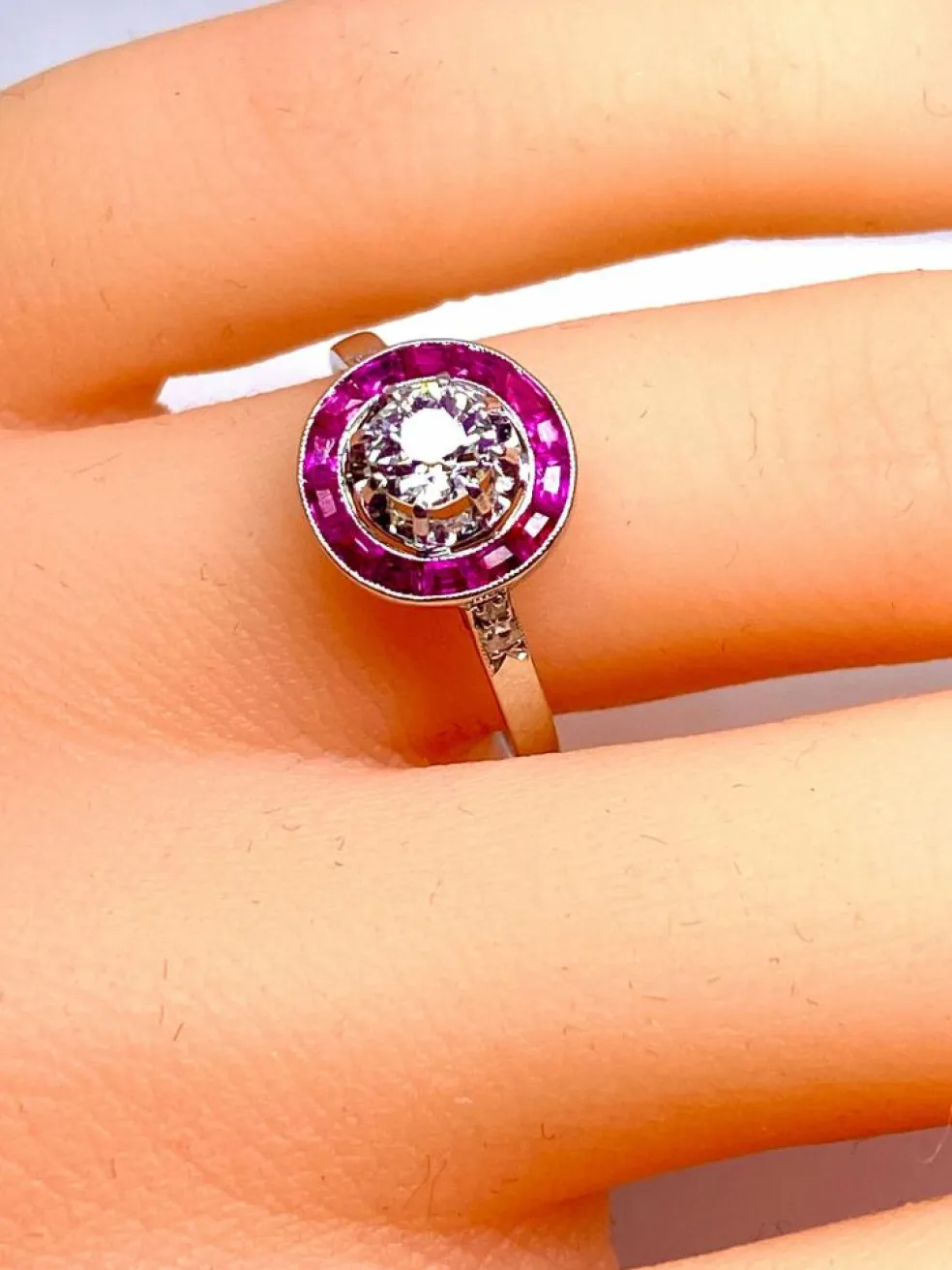 Bague Or blanc Diamants Rubis