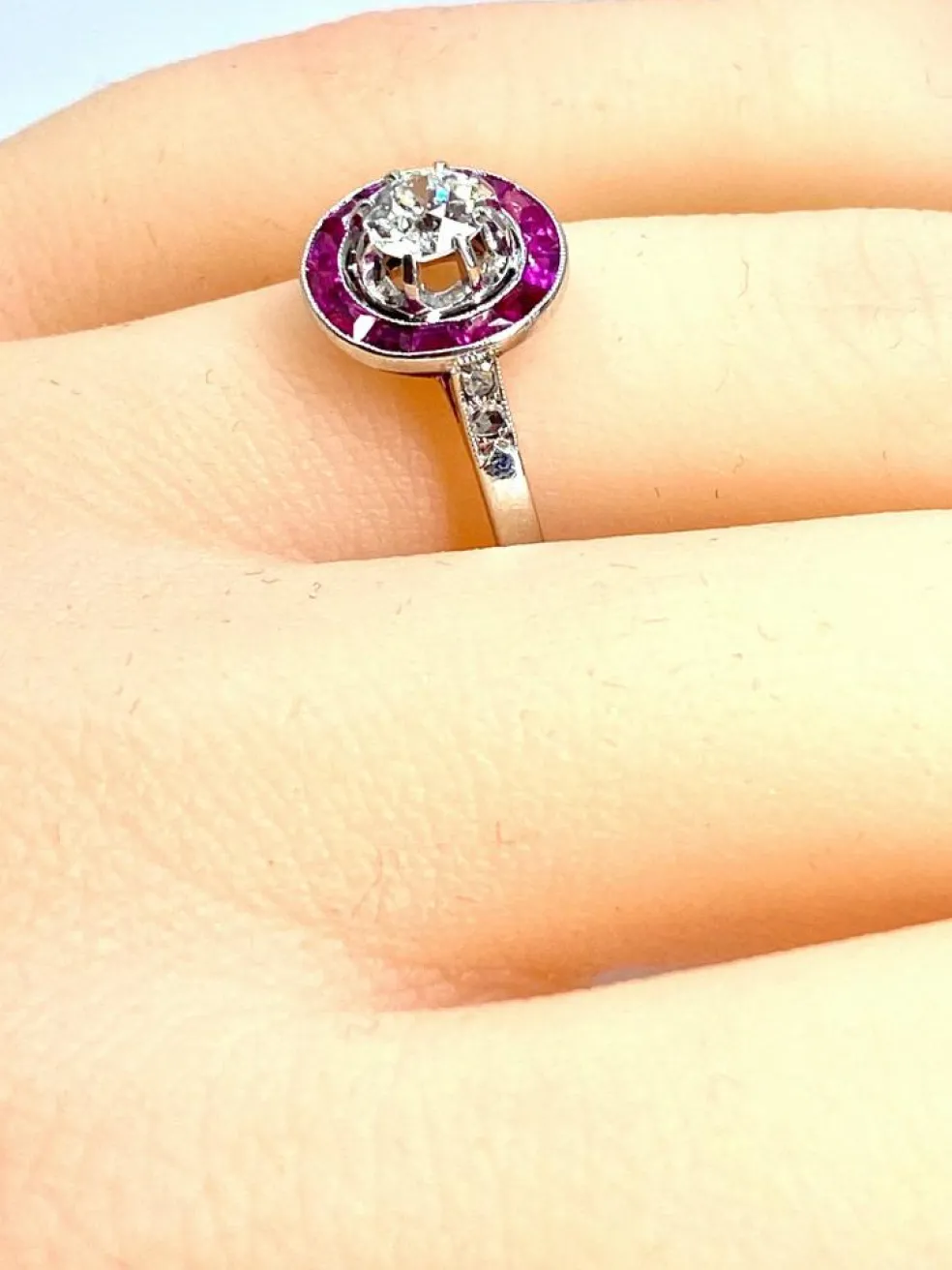 Bague Or blanc Diamants Rubis