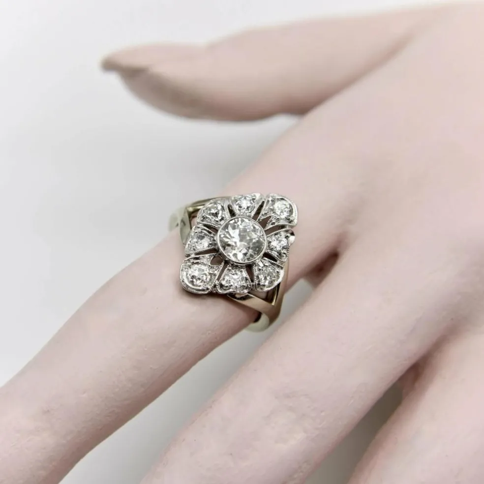 Bague or blanc, diamants taille ancienne européenne et taille ancienne mine - vers 1910