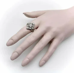 Bague or blanc, diamants taille ancienne européenne et taille ancienne mine - vers 1910