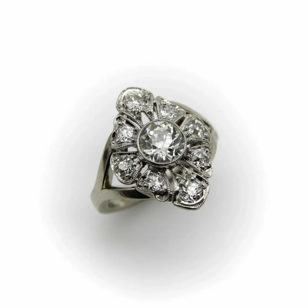 Bague or blanc, diamants taille ancienne européenne et taille ancienne mine - vers 1910