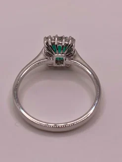 Bague Or blanc Emeraude Diamants