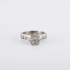 Bague Or blanc et diamants