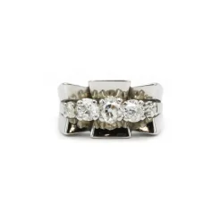 Bague or blanc et diamants