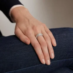 Bague or blanc et diamants