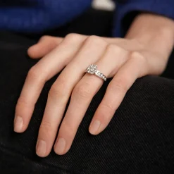 Bague Or blanc et diamants