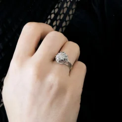Bague or blanc et diamants