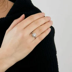 Bague or blanc et diamants