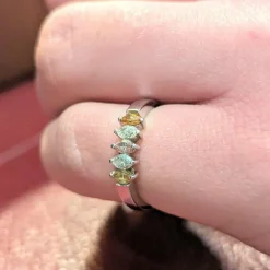 Bague or blanc et diamants