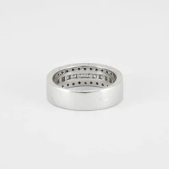 Bague or blanc et diamants