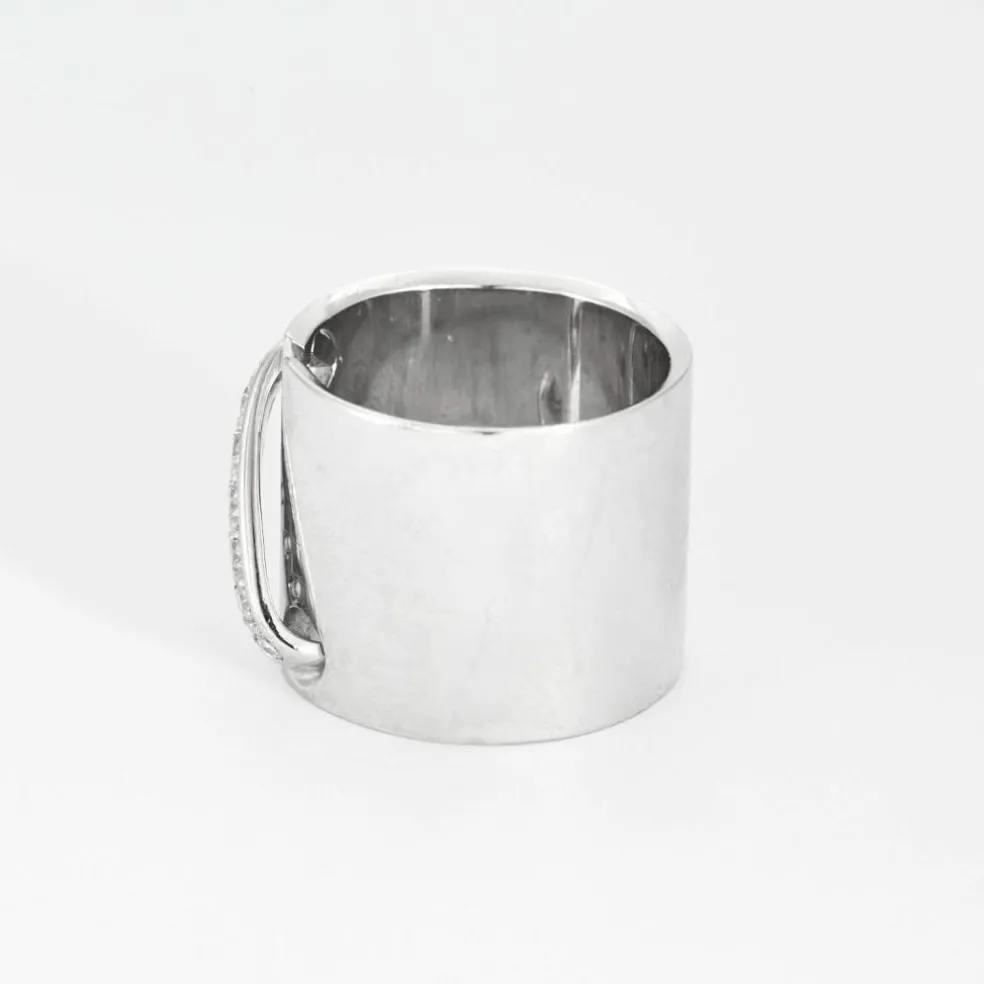 Bague or blanc et diamants