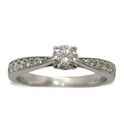 Bague or blanc et diamants 0,53 ct