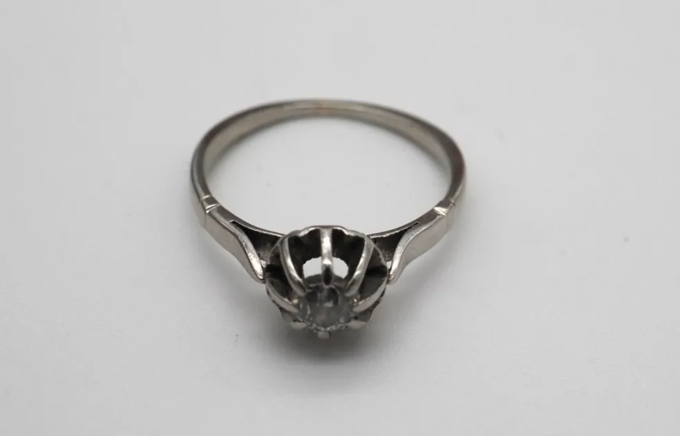 Bague or blanc et diamant