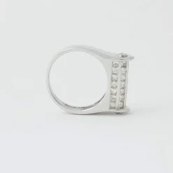 Bague or blanc et diamants