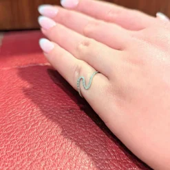 Bague or blanc et diamants