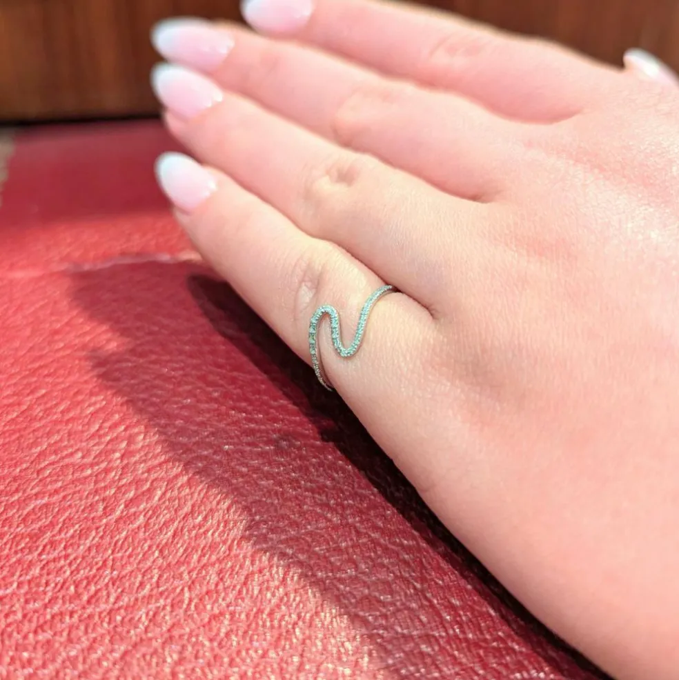 Bague or blanc et diamants