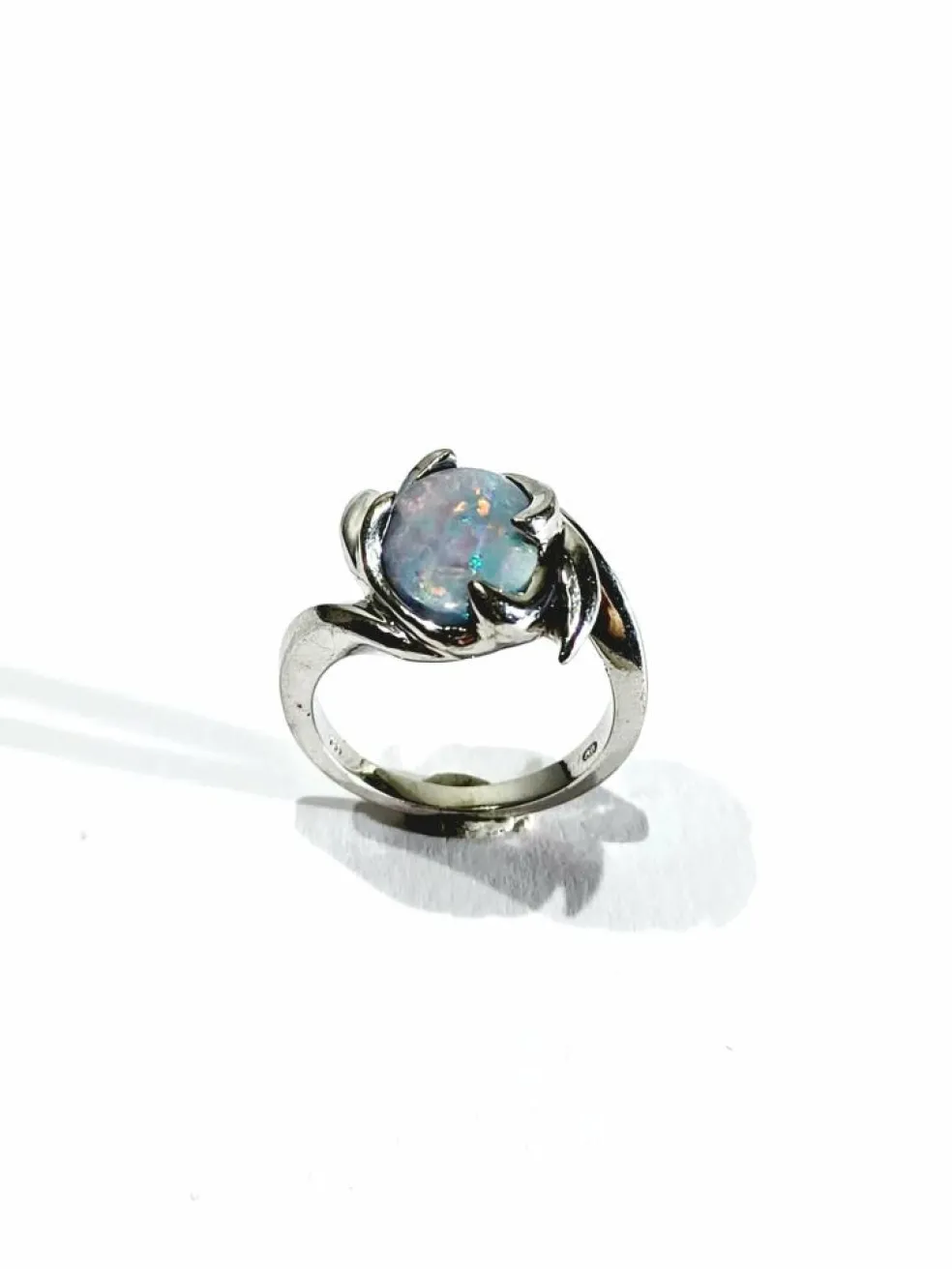 Bague or blanc et opale