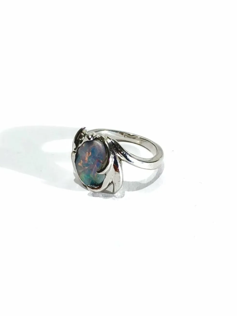 Bague or blanc et opale
