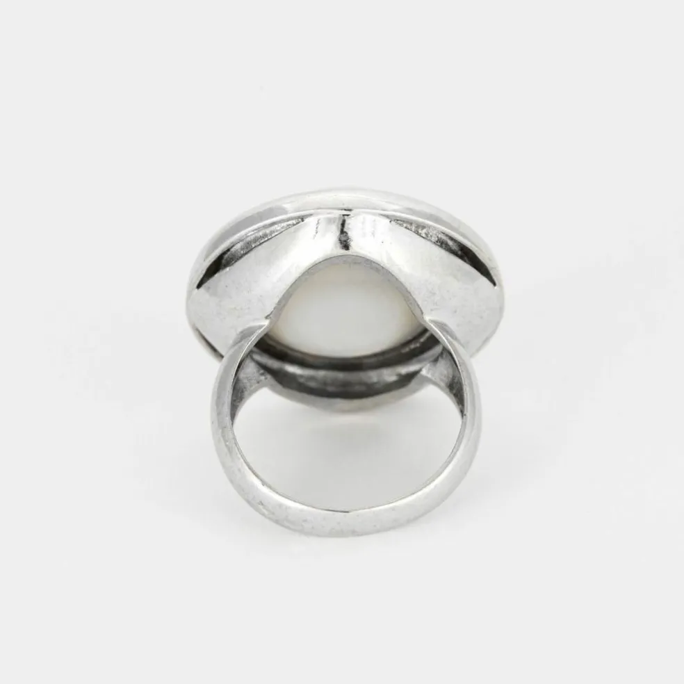 Bague or blanc et perle mabé