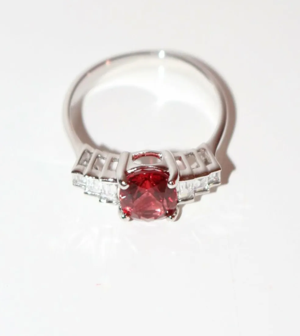 Bague Or Blanc Et Spinelle Naturel