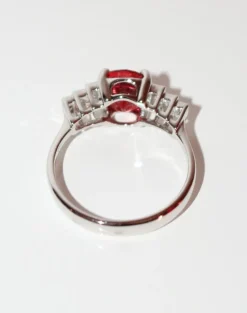 Bague Or Blanc Et Spinelle Naturel