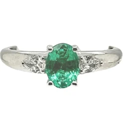 Bague Or Blanc Émeraude et Diamants