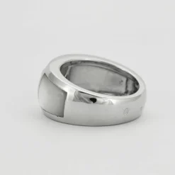 Bague Or blanc Nacre