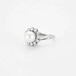 Bague or blanc perle akoya et diamants