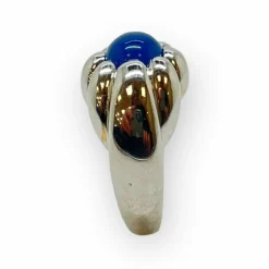 Bague or blanc, pierre bleue cabochon