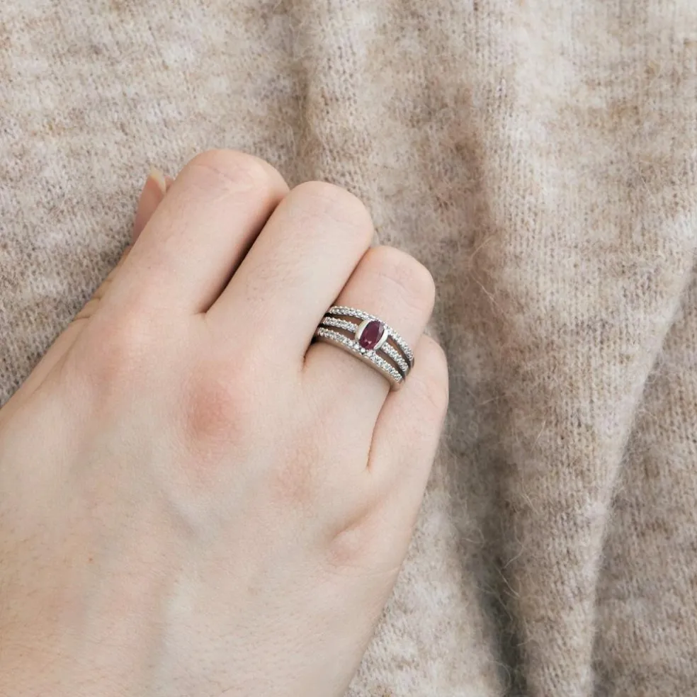 BAGUE OR BLANC RUBIS ET DIAMANTS