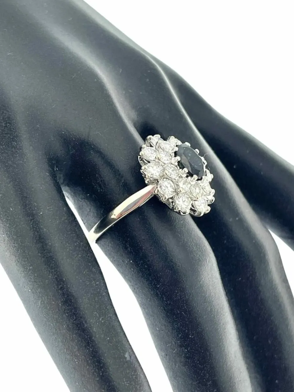 Bague or blanc saphir 1.30ct et diamants certificat IGI