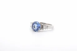 Bague or blanc saphir de ceylan et diamants