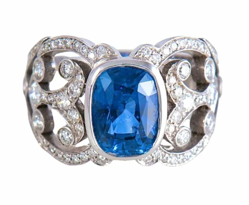 Bague or blanc saphir de Ceylan 3,12 carat et diamants