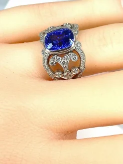 Bague or blanc saphir de Ceylan 3,12 carat et diamants