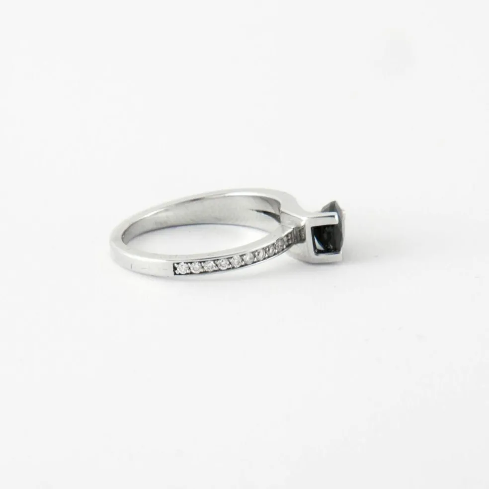 Bague Or blanc Saphir Diamants