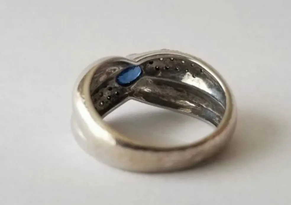 Bague or blanc saphir diamants