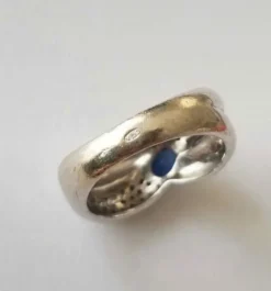 Bague or blanc saphir diamants