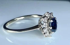Bague or blanc saphir et diamants