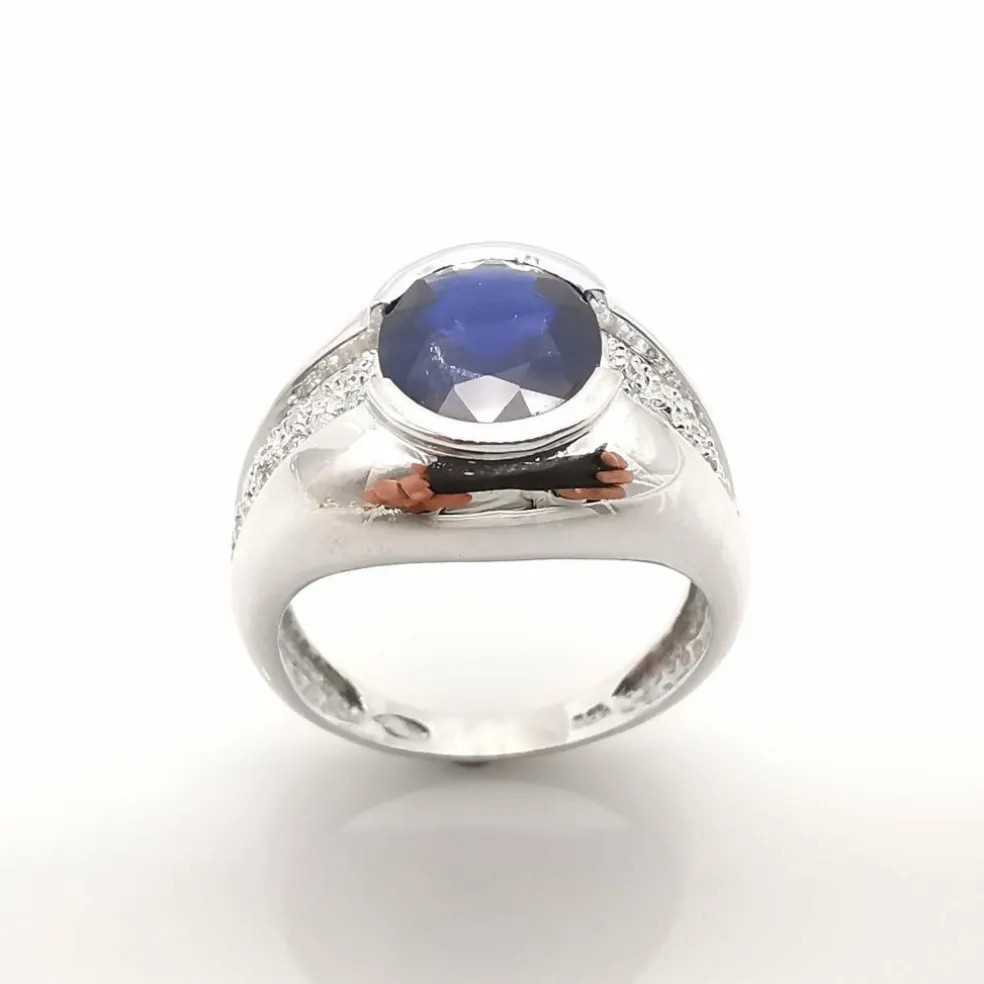 Bague or blanc saphir et diamants
