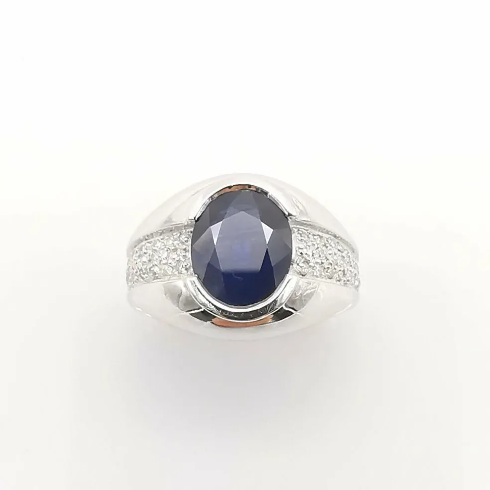 Bague or blanc saphir et diamants