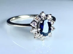 Bague or blanc saphir et diamants