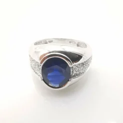 Bague or blanc saphir et diamants