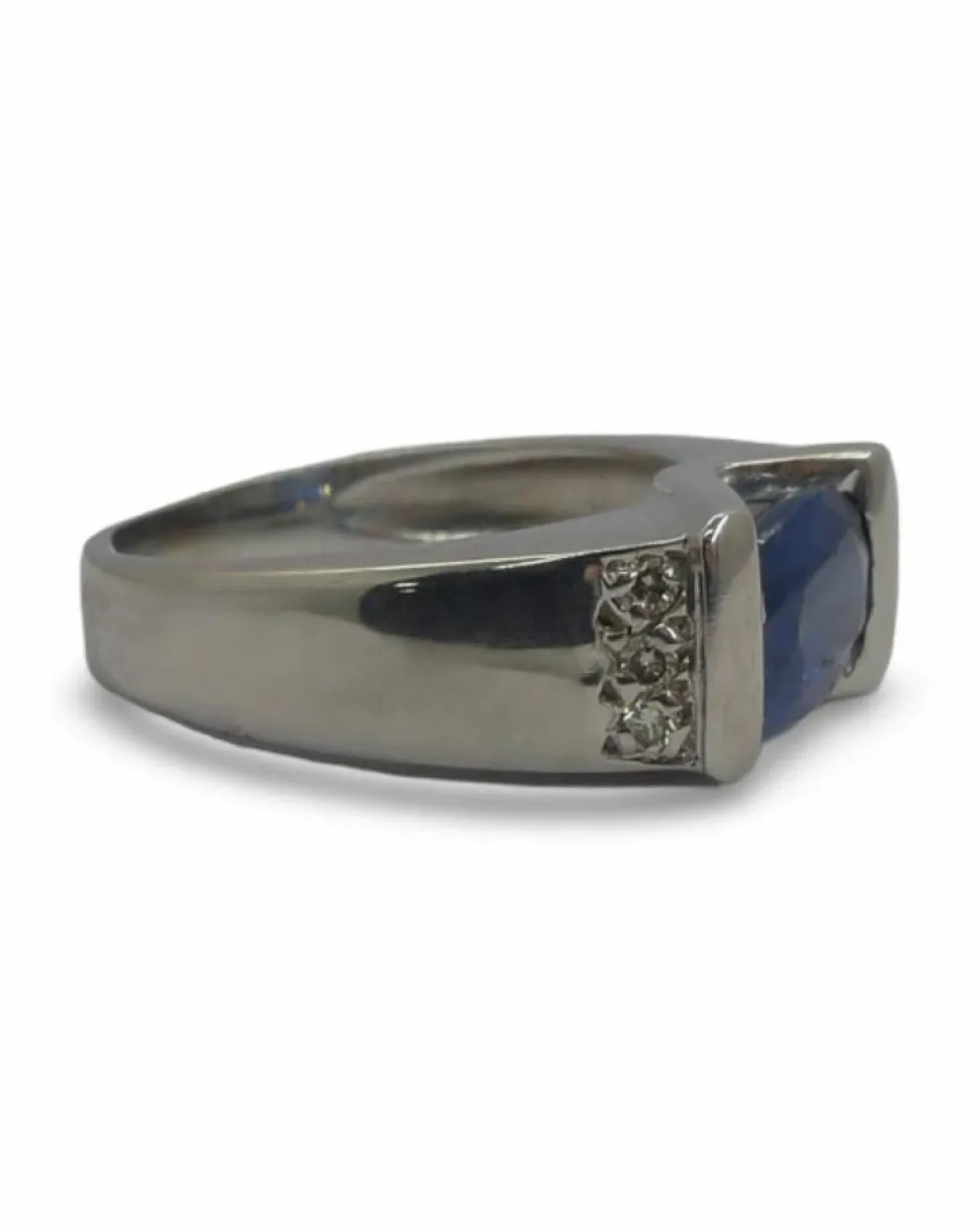 Bague or blanc saphir non-chauffé